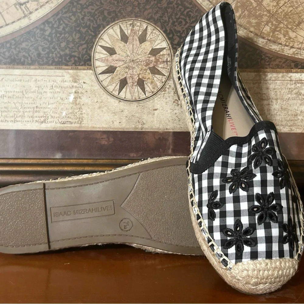 Isaac Mizrahi Live! • Gingham Espadrilles • Size 7 • Eyelet Embroidery, Black